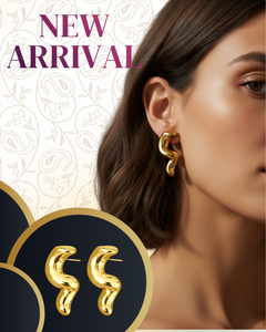 EL ARO Gold Sculptural S-Wave Chunky Hoop Stud Earrings