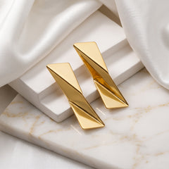 EL ARO Gold Mirror-Finish Folded Triangle Geometric Stud Earrings