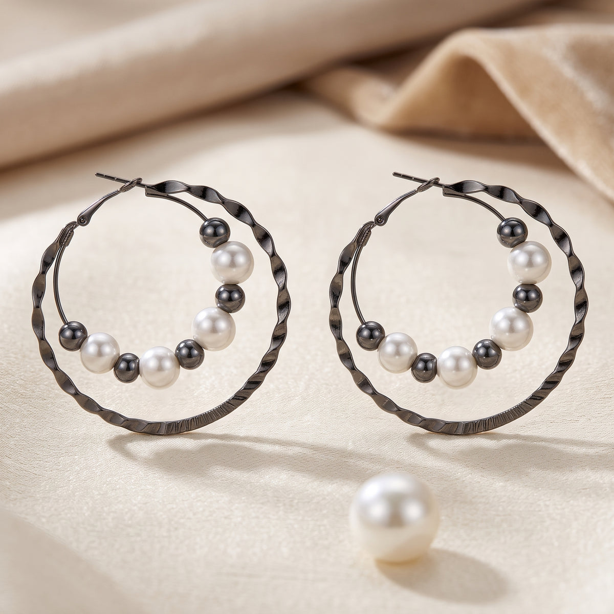 EL ARO Double Hoop Gunmetal Earrings with Pearl & Hematite Beads