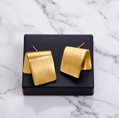EL ARO Gold Brushed Matte Folded Square Sculptural Stud Earrings