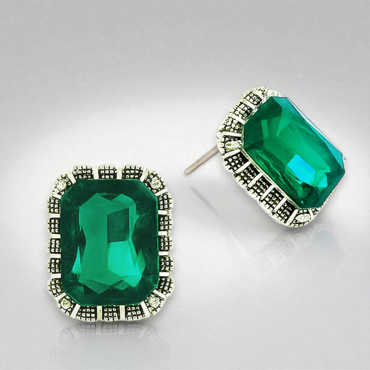 EL ARO Vintage Silver Emerald-Cut Green Crystal Stud Earrings with Marcasite Border